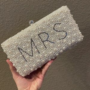 Pearled MRS clutch